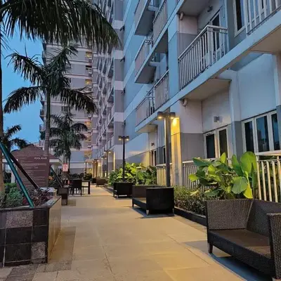 Coast Residences-Ronnzel staycation
