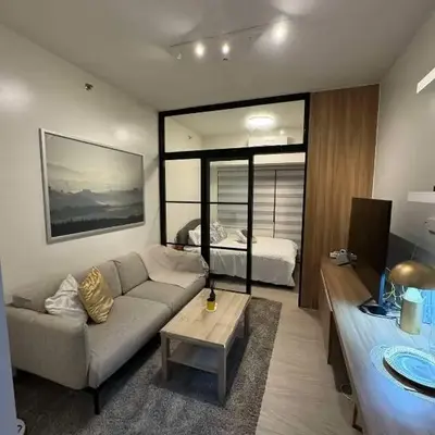 Heathers Crib In Ayala Makati City
