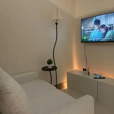 Cozy 1BR nr Ortigas Makati & BGC with Secured Parking