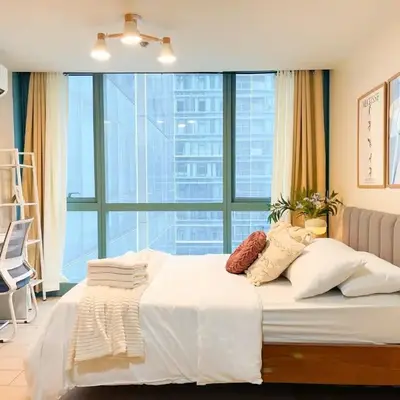 Luxury BGC Condo Across Uptown Mall #ournw19a