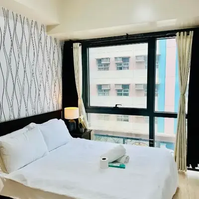 Comfy 1BR Across International Airport