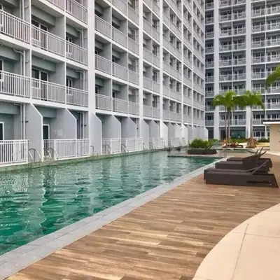 Rhoydez Condotel Breeze Residence