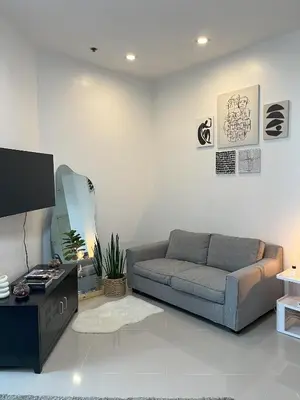 Gallery image of Cozy Studio with City View & Pool Access in Makati in Manila
