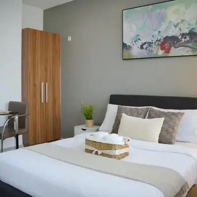 Cozy Studio with City View & Pool Access in Makati