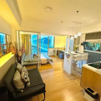 Azure Urban Resort Residences Maui Tower