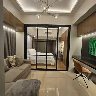 Luxury Apartment at Park Mckinley West suite 2
