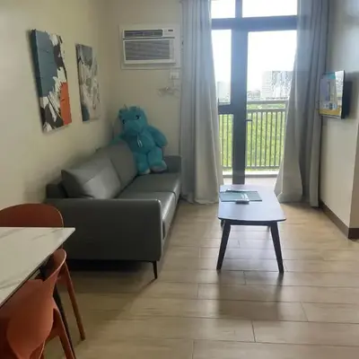 Gentry Manor Balcony Green View WiFi Netflix Walk to Okada Casino 8J