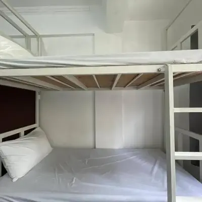 Lawton Residences Studio Room 3F - 4pax