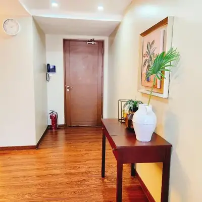 2BR 90sqm Furnished Condo Shaw Blvd
