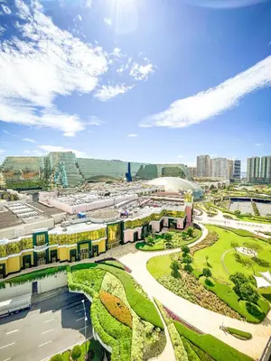 an aerial view of a building with a park at Luxurious 3BR in Manila Bay beside Okada in Manila
