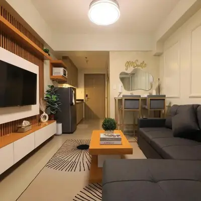 GM Suite near SM MOA