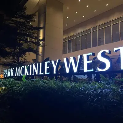 Holiday suite at Park Mckinley West