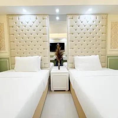 Homefort Twin Bed Suite - Red Residences Makati 1146