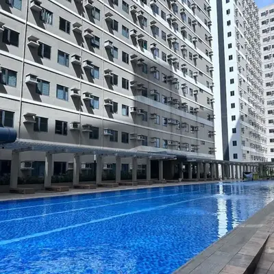 642 - Quiet & secured condo in Cavite with HI speed WIFI