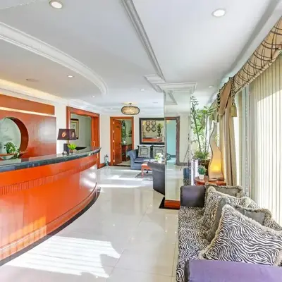 Collection O VIP Suites