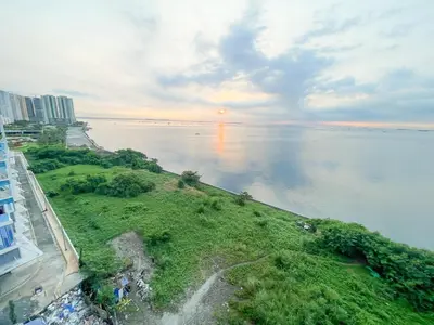 a view of a large body of water at Modern Luxury 5BR Sunset View beside Okada Manila in Manila