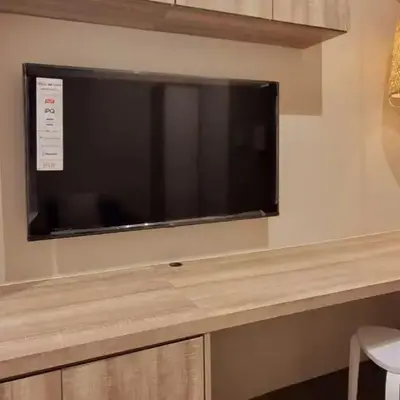 Cosmopolitan Comfort Makati 1 BR Wonder 300MB 2428 Internet