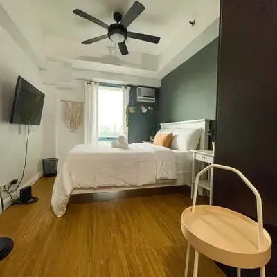 Studio condo near Pobla Makati