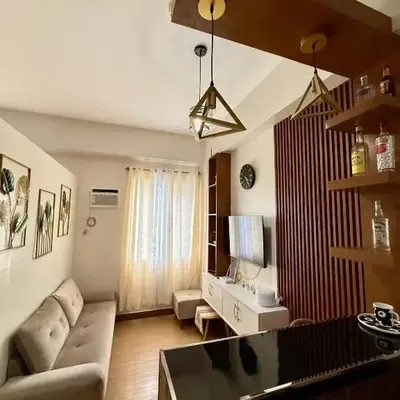 Kaunis Hive Hope Residences