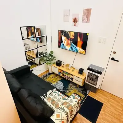 2 Bedroom and Bathroom Staycation Condo in Mandaluyong City near BONI MRT with WIFI and KARAOKE and POOL