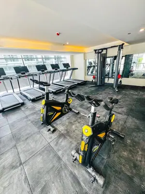 Gallery image of Spacious Elegant Apartment Hotel near City of Dreams, Airport, MOA, Okada, Ayala Malls, and Solaire Casino with free 5 pool access in Manila