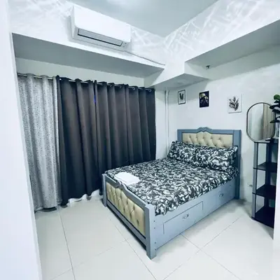 Crisean Highrise Condo - 100 West makati