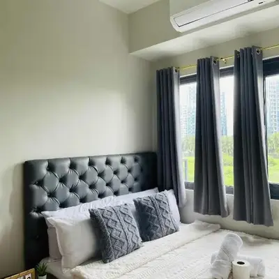 10 minutes from MOA - Cozy Condo with Hot Shower & Balcony