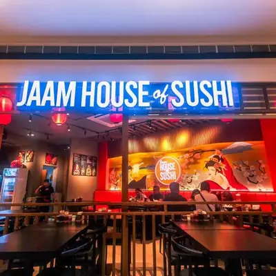 Urban Hideaway Cozy Makati Giggles Swim Gym Park Laugh Eat 3352