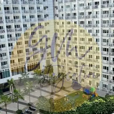 10th Floor Facing Amenity