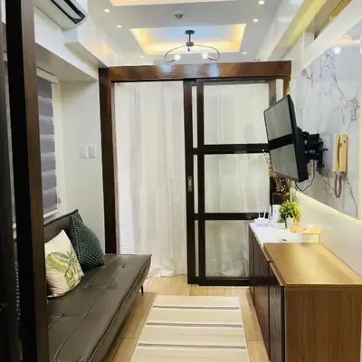 Cozy Two-Bedroom Suite
