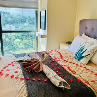 Cozy Viceroy 1BR