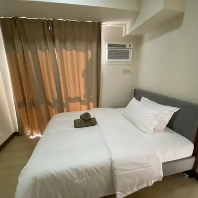 2mins to Okada near Airport & MOA with Balcony-8E