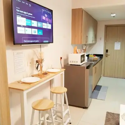 Crizzy's Hub Gabrielle at Shore Residences