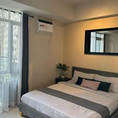 Studio in Araneta City Fast Wifi Great Location in QC