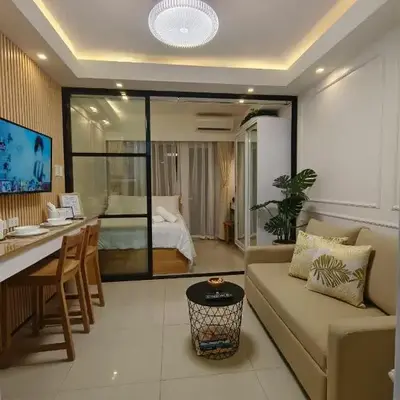 Cozy Simple Room by Metro Staycation