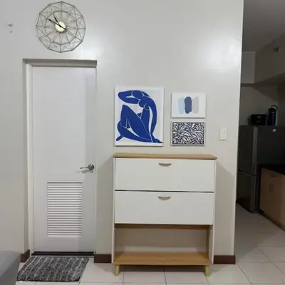 2BR Resort Type condo w city view Sheridan
