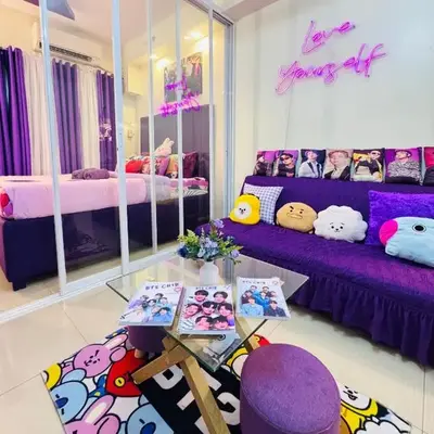 BTS CRIB at MOA PASAY CITY