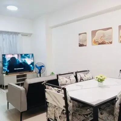 JFam Suites Allegra Condo with Balcony