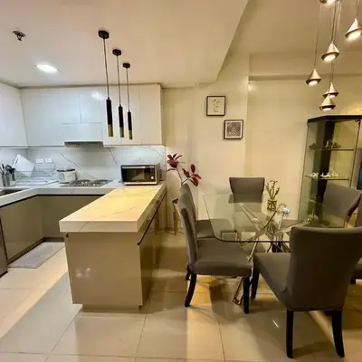 Kathys Crib 2Bedroom MOA View at Shell Residence