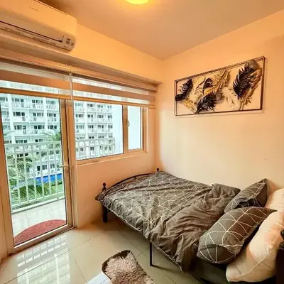Modern Double-Sized Bed with Netflix & Pool View