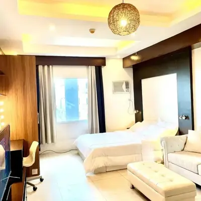 Cozy studio near Eastwood QC