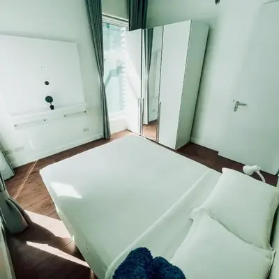 Full-Serviced Residential Apartment in Uptown