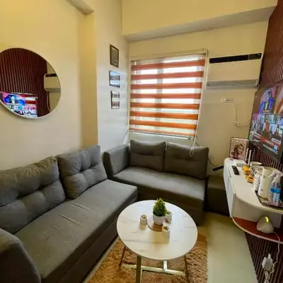 Empirestatecation at Leaf Residences