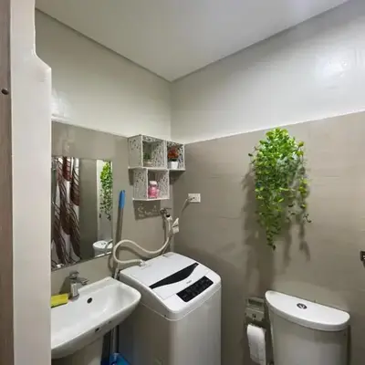 Myras aesthetic unit