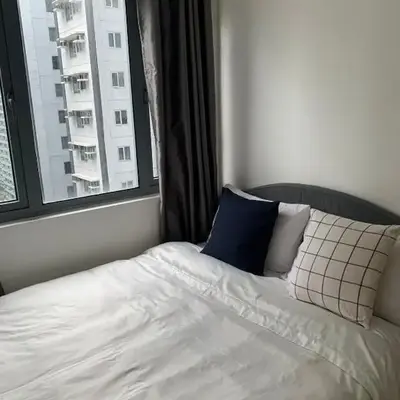 Fame Tower 2 Luxury Queen with own Washer