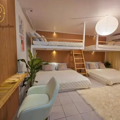 El Nissi Staycation