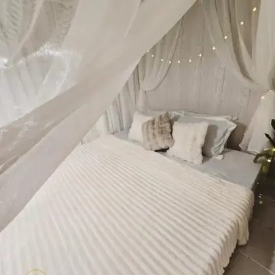 El Nissi Staycation