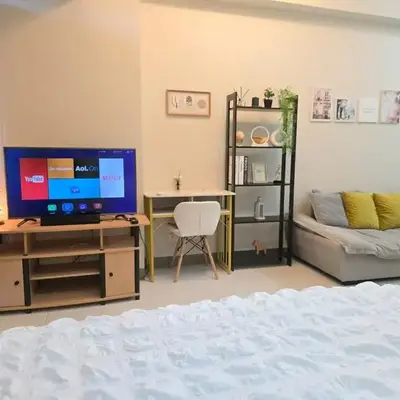 BGC Uptown Parksuites Cosy 1 Bedroom Suite with balcony 300MBPS wifi