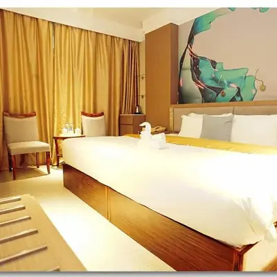 Pristine Hotel