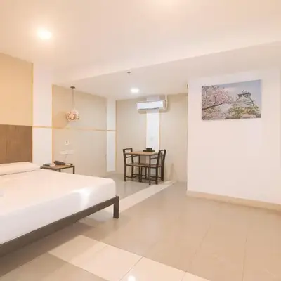Maine Residences Tramo near NAIA Terminal